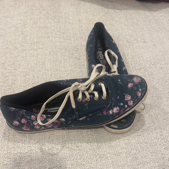 Keds Women's Dark Floral Sneakers - Navy - Picture 2 of 4
